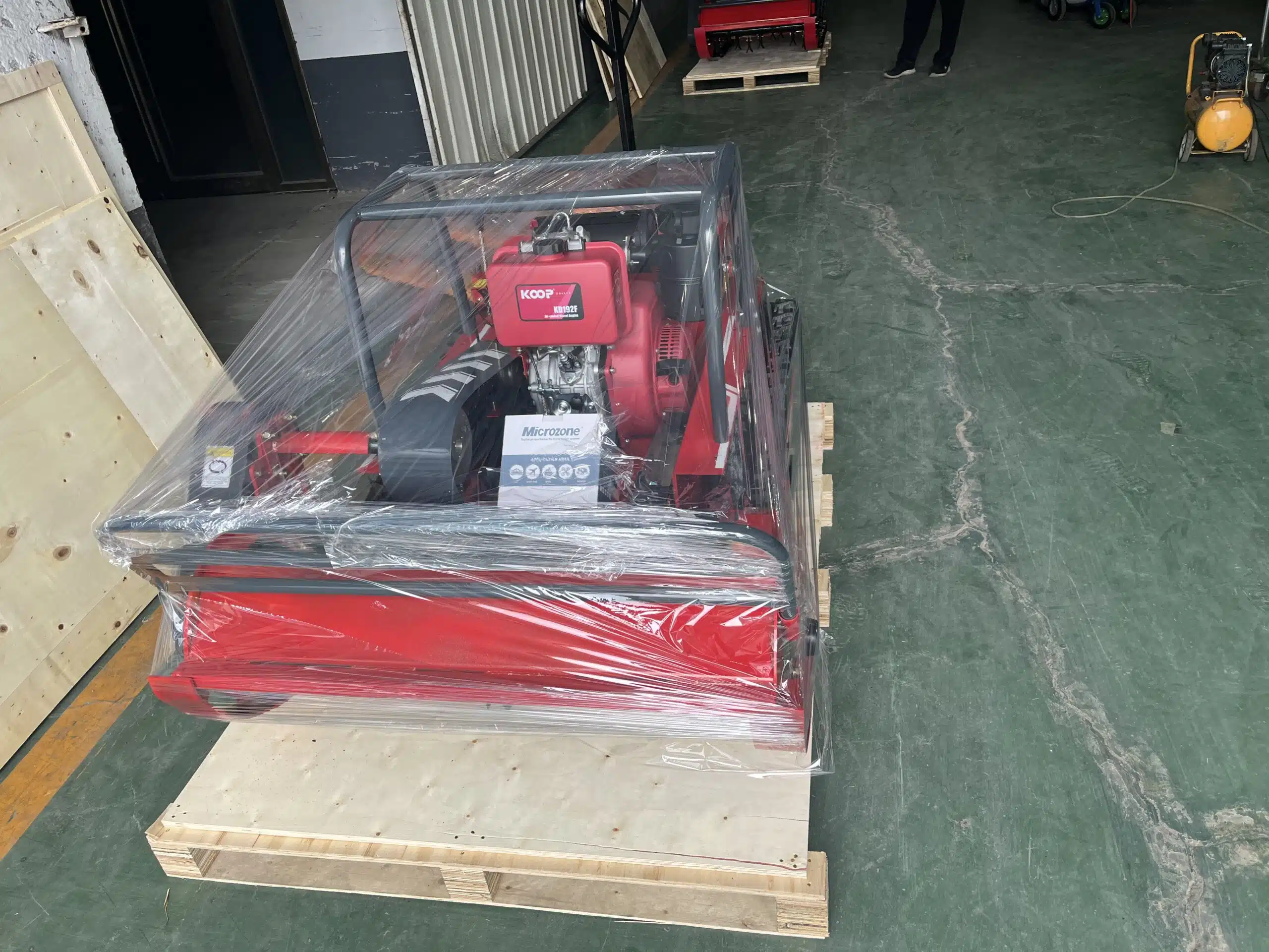 Forst Actor FCR Koop 800 Gelände - Schlegelmäher - Mulchraupe